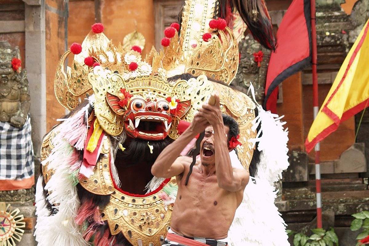 Barong Dance Ubud Tour